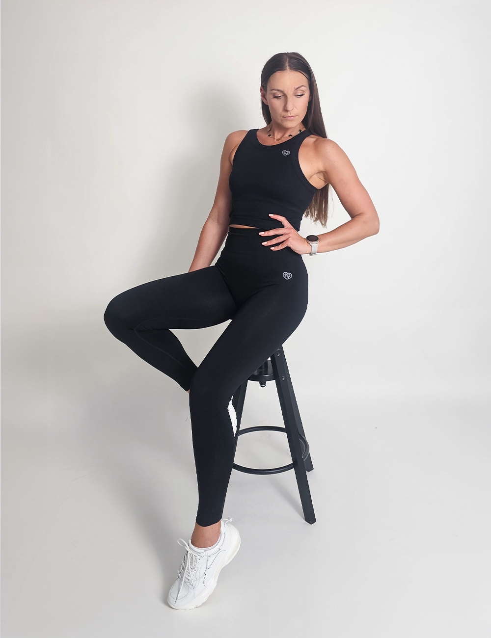 Crop Top bezszwowy Power Top Czarny  - Gymhero